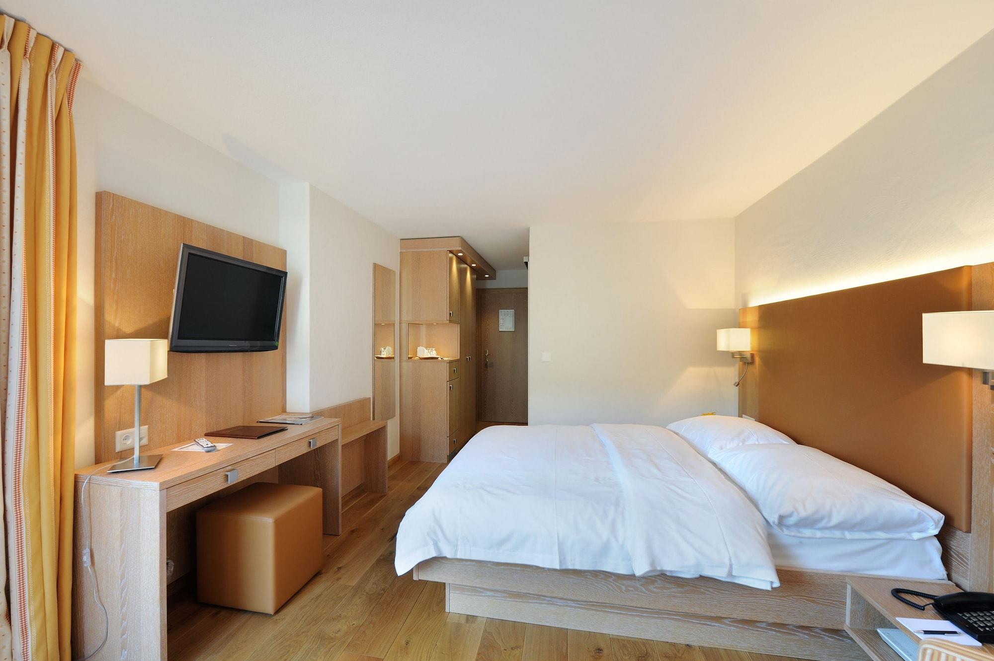Hotel Helvetia Intergolf Crans-Montana Eksteriør billede