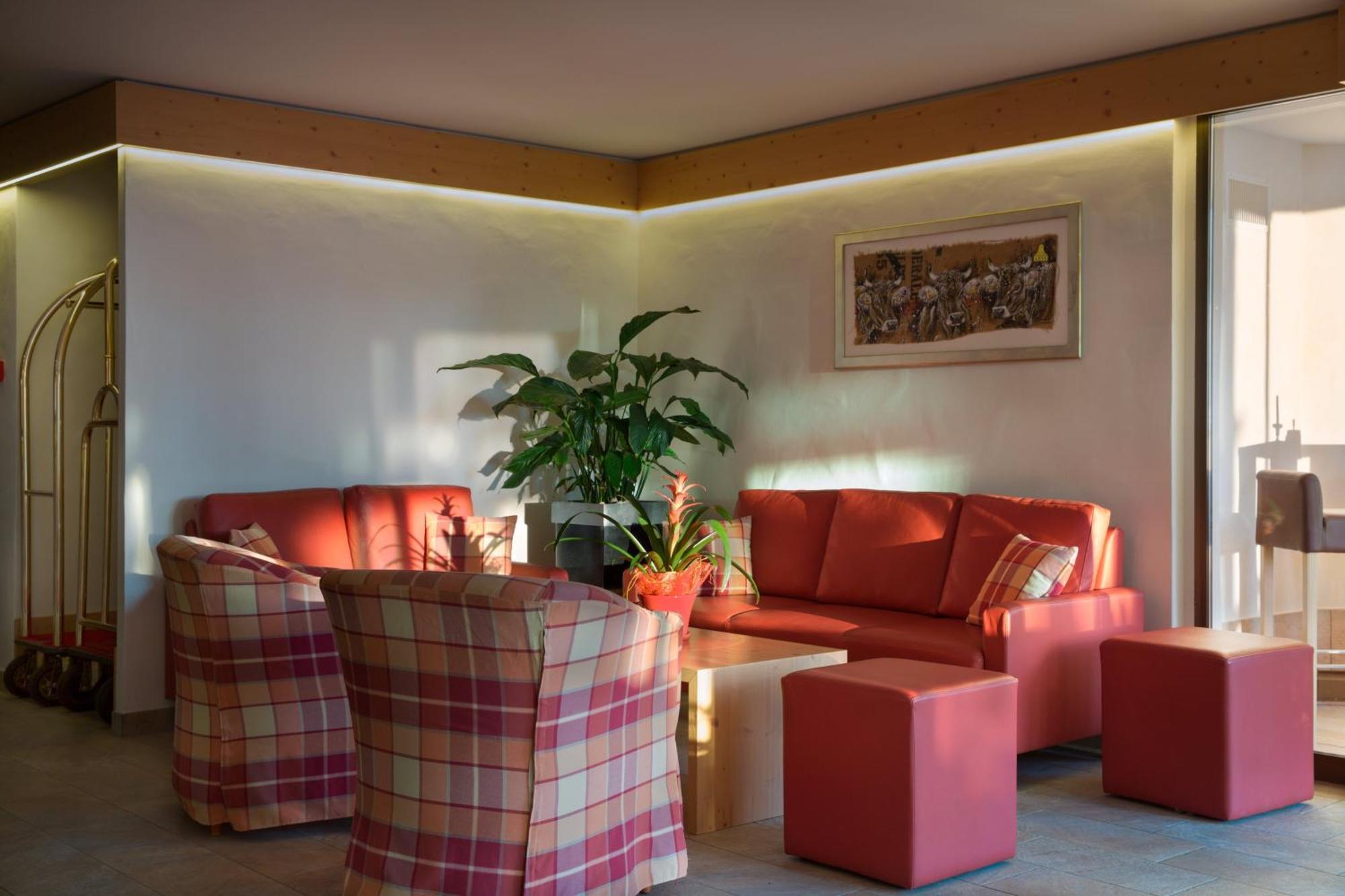 Hotel Helvetia Intergolf Crans-Montana Eksteriør billede