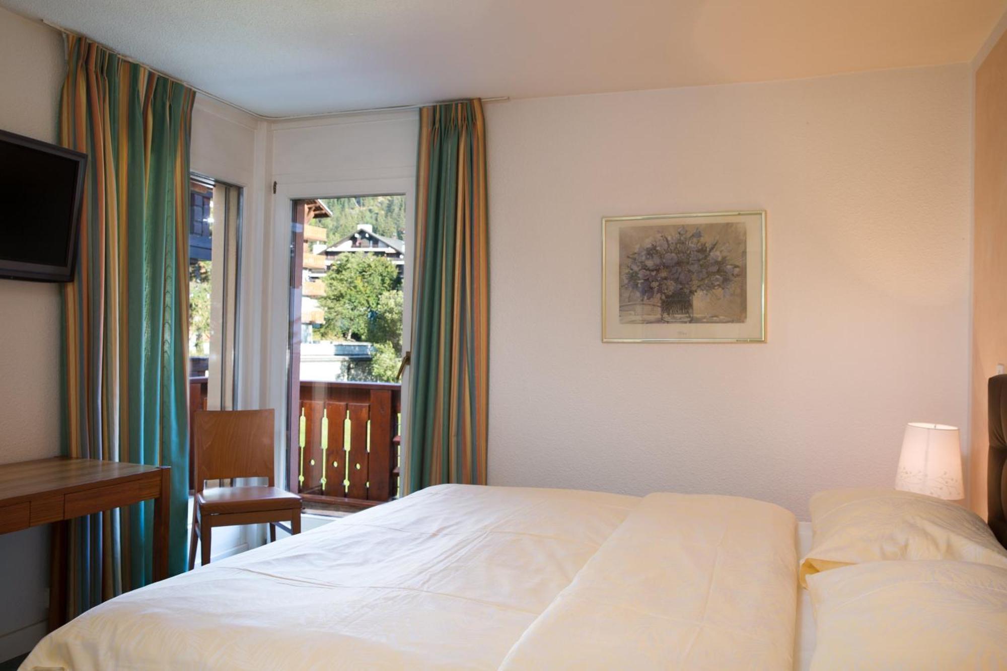 Hotel Helvetia Intergolf Crans-Montana Eksteriør billede